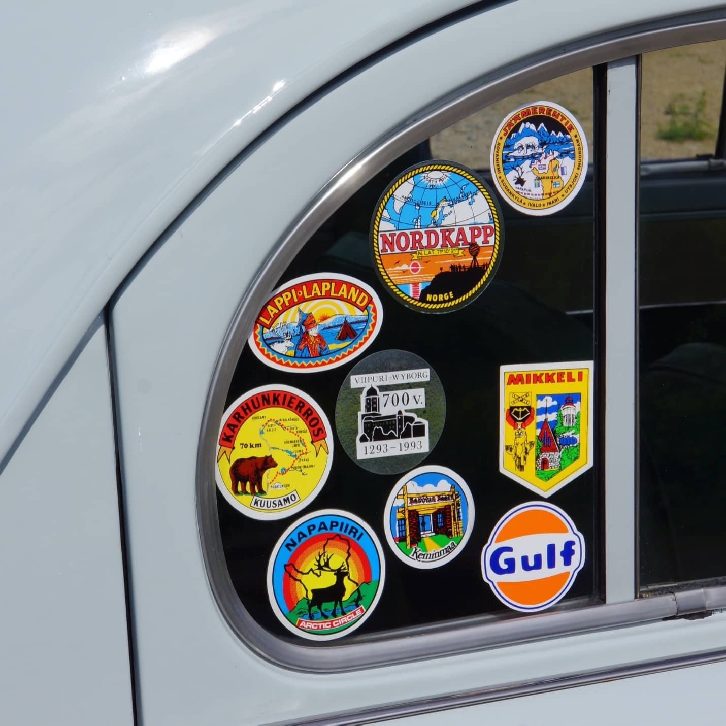 What to Know about Heavy-Duty Stickers for Equipment?